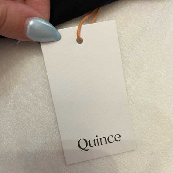 New! Quince Ultra-Form High-Neck Cropped Tank top black nwt 3575 - Picture 9 of 11